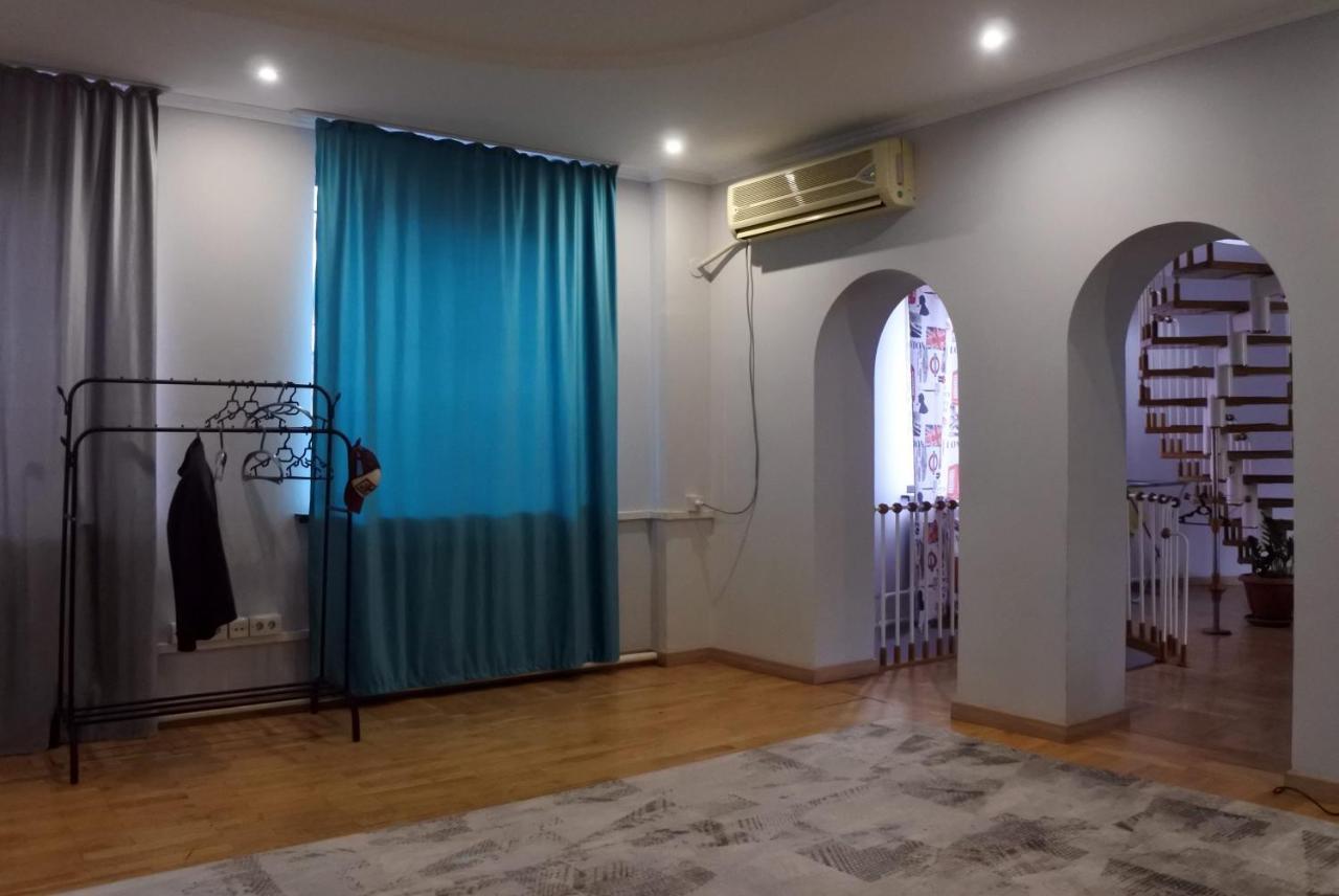 Hostel Almaty Backpackers Zewnętrze zdjęcie